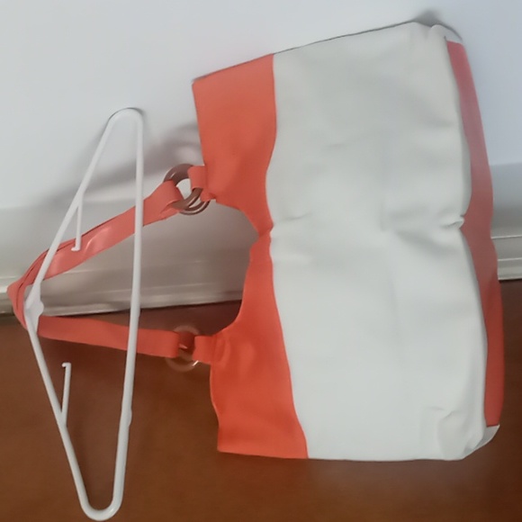 Tote Handbag - Picture 4 of 7
